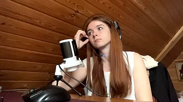 MariaLake online show from 06-17-26, 04:23