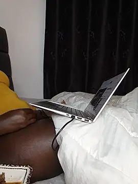 melaninglasskin online show from 06-05-26, 06:57
