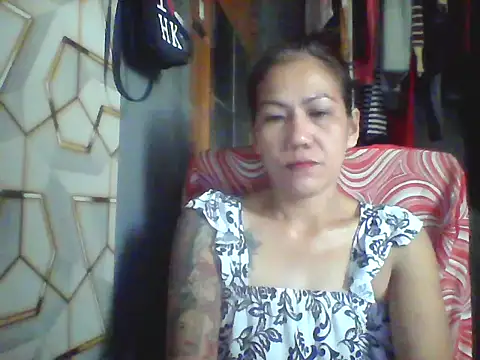 pinayheartaker online show from 06-06-26, 01:11