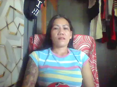 pinayheartaker online show from 06-11-26, 12:32