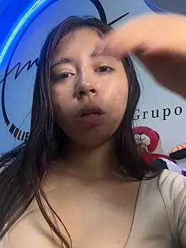 Snapshot of Dashawinn chatting on 07-12-26, 07:53 Dashawinn online show from 07-12-26, 07:53