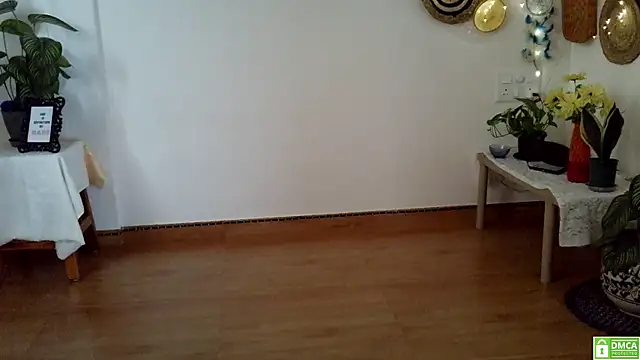Snapshot of Yalinahotty chatting on 07-01-26, 03:29 Yalinahotty online show from 07-01-26, 03:29