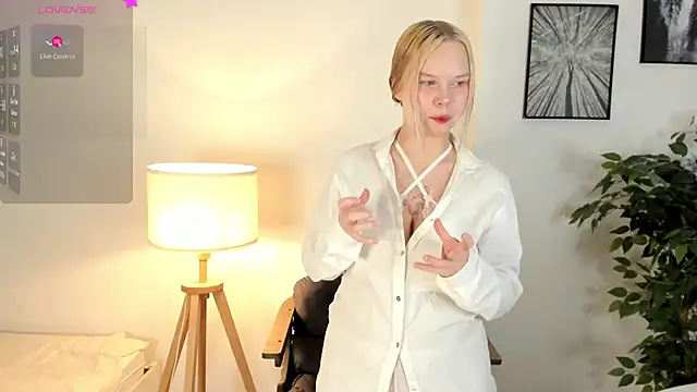 Shy nikka 4you online show from 06-14-26, 02:35