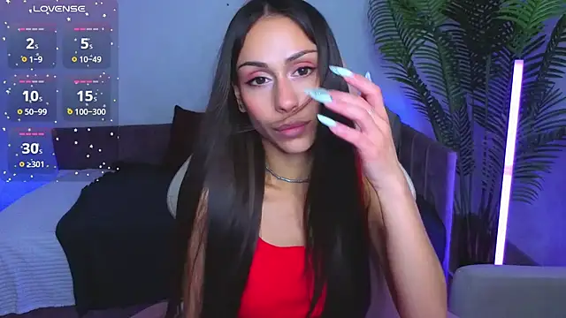 Petite Moly online show from 06-19-26, 08:31