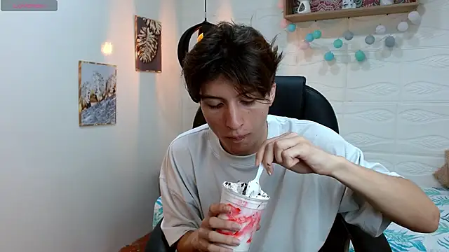 Marcoviolet online show from 06-18-26, 07:41