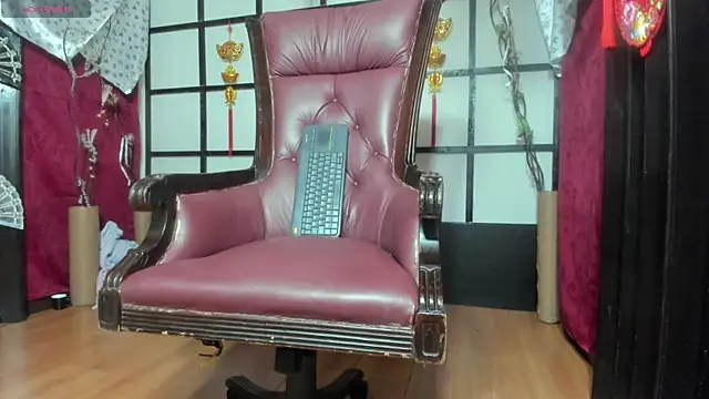  QueenMarilyn online show from 07-09-26, 07:02