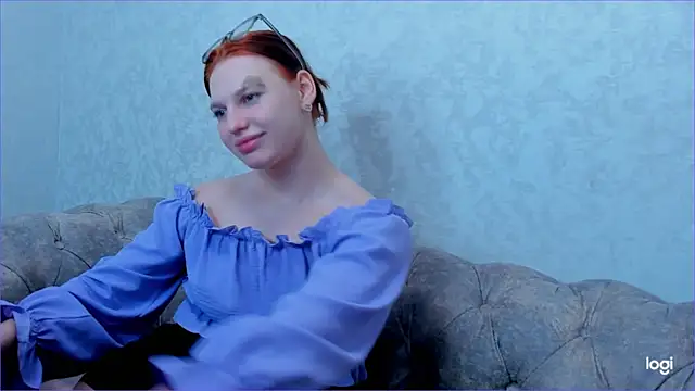 Snapshot of Nora_Finch chatting on 06-27-26, 11:27 Nora Finch online show from 06-27-26, 11:27