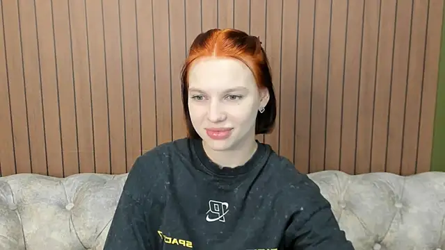 Snapshot of Nora_Finch chatting on 06-16-26, 10:15 Nora Finch online show from 06-16-26, 10:15