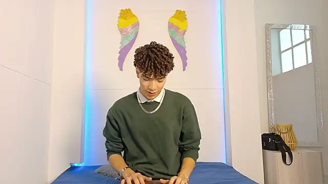 Snapshot of Monyel_Blake chatting on 07-09-26, 11:53 Monyel Blake online show from 07-09-26, 11:53