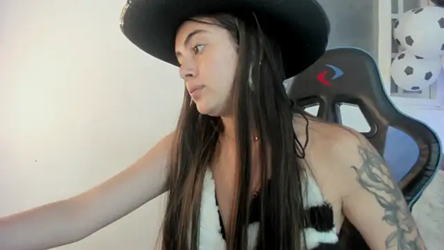 Noa bunny  online show from 07-06-26, 10:01