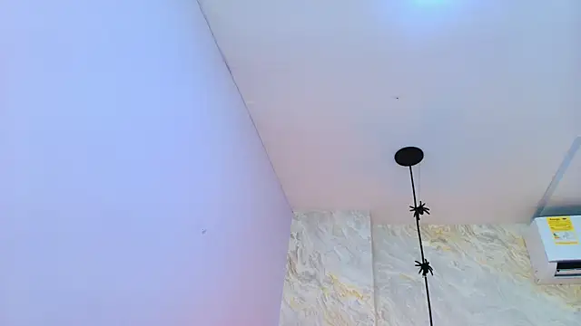 Snapshot of ariana_florez_ chatting on 06-30-26, 07:03 ariana florez online show from 06-30-26, 07:03
