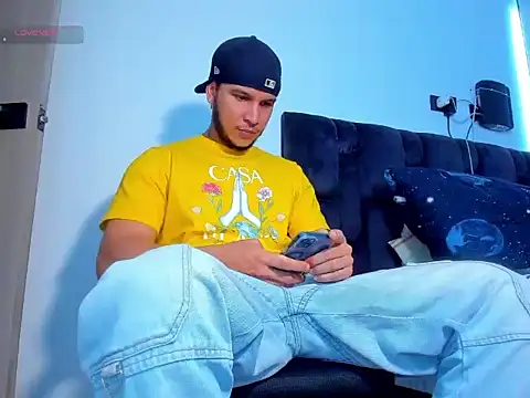 jacob lautnerr online show from 06-10-26, 10:00