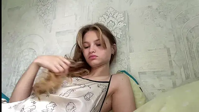 HeIen cute online show from 06-25-26, 04:10