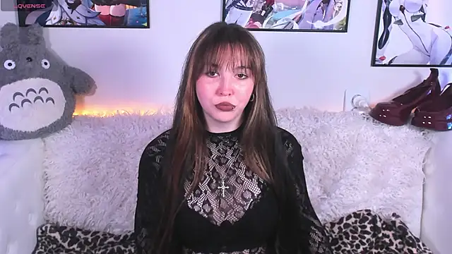 Hyuna Flowers online show from 06-02-26, 08:03