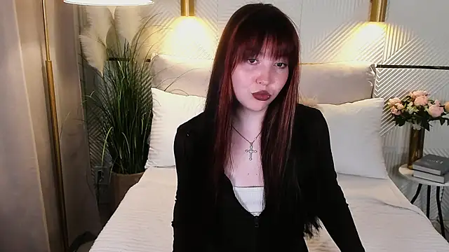 Hyuna Flowers online show from 07-10-26, 03:17