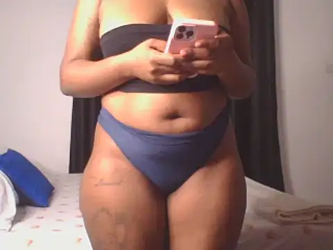 Snapshot of Miss_peachy chatting on 06-15-26, 02:12 Miss peachy online show from 06-15-26, 02:12