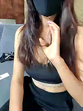 Snapshot of Hey-anamika chatting on 05-28-26, 05:19 Hey-anamika online show from 05-28-26, 05:19