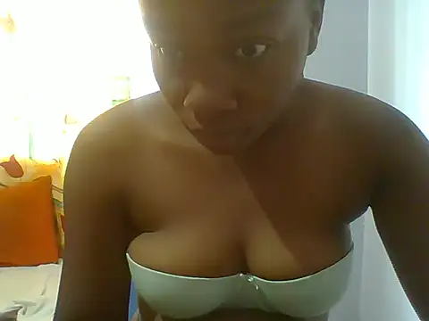 Snapshot of sweet_beibie chatting on 05-30-26, 08:09 sweet beibie online show from 05-30-26, 08:09