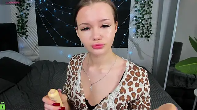 Ella Butler online show from 06-03-26, 09:21
