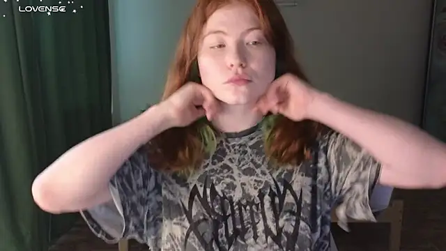 Snapshot of YourGingerCute chatting on 06-02-26, 12:38 YourGingerCute online show from 06-02-26, 12:38