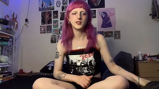 batzy666 online show from 06-16-26, 10:48