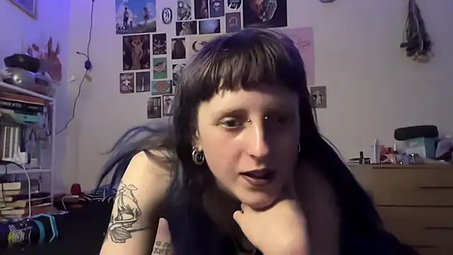 batzy666 online show from 06-03-26, 11:11