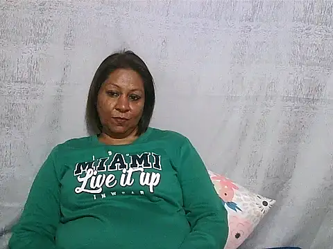 IndianSexyMilf69 online show from 06-05-26, 06:52