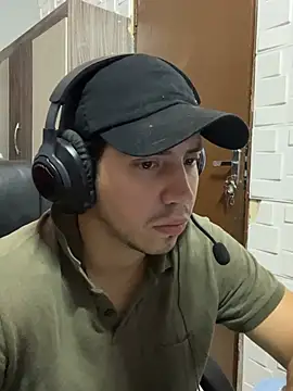 Snapshot of Fer_Ti chatting on 07-10-26, 12:38 Fer Ti online show from 07-10-26, 12:38