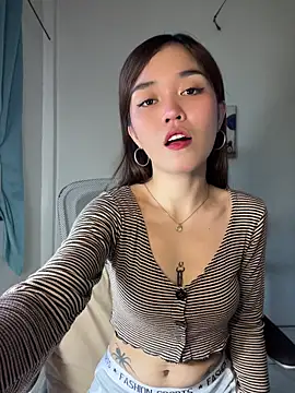 kendra zz online show from 07-14-26, 05:23