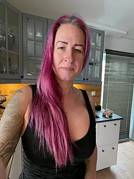 GermanMilfJasmin online show from 07-15-26, 07:26