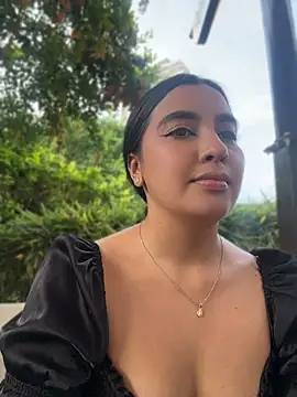 Snapshot of HaileyBieber_ chatting on 06-22-26, 10:40 HaileyBieber online show from 06-22-26, 10:40