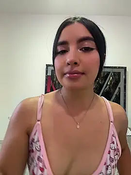 Snapshot of HaileyBieber_ chatting on 06-29-26, 10:53 HaileyBieber online show from 06-29-26, 10:53