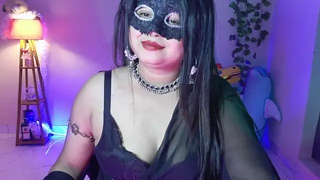 Red Heart  online show from 06-26-26, 10:37