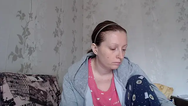 Luna Bliiss online show from 06-01-26, 11:10