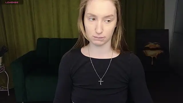 Snapshot of AlisaFoxis chatting on 07-10-26, 05:35 AlisaFoxis online show from 07-10-26, 05:35