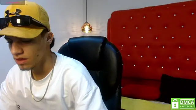 Snapshot of Mark_Jackson69 chatting on 07-11-26, 12:27 Mark Jackson69 online show from 07-11-26, 12:27