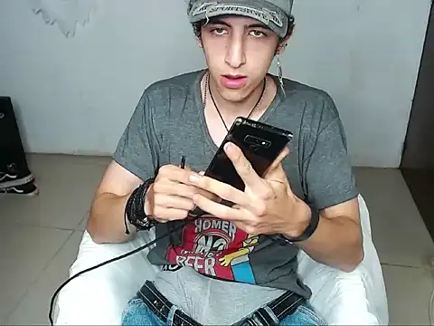Snapshot of kervs_id chatting on 07-07-26, 02:31 kervs id online show from 07-07-26, 02:31
