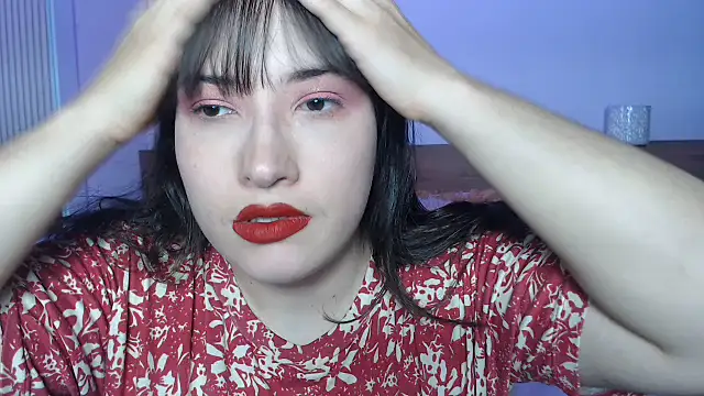 ValentinaGreyy online show from 06-17-26, 10:08