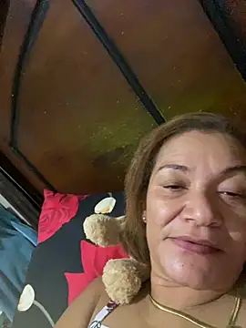 Snapshot of rosanna78322 chatting on 07-01-26, 04:02 rosanna78322 online show from 07-01-26, 04:02