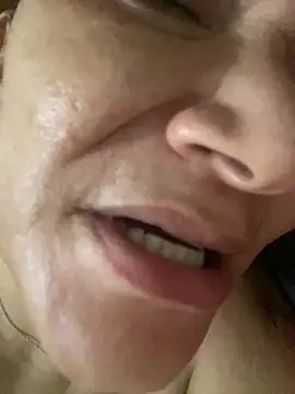 Snapshot of rosanna78322 chatting on 07-07-26, 11:52 rosanna78322 online show from 07-07-26, 11:52
