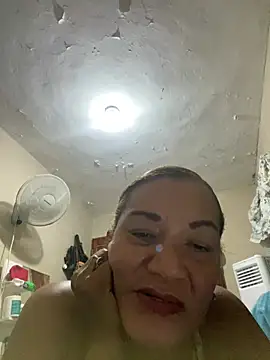 Snapshot of rosanna78322 chatting on 07-18-26, 12:52 rosanna78322 online show from 07-18-26, 12:52