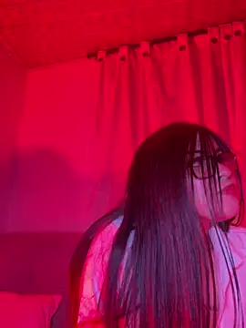charlotte blairr online show from 06-07-26, 04:39