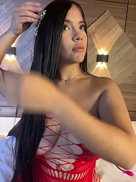 Lara petit online show from 07-12-26, 10:10
