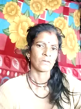 Snapshot of Cut_umang74 chatting on 06-14-26, 09:27 Cut umang74 online show from 06-14-26, 09:27