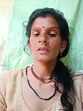 Snapshot of Cut_umang74 chatting on 06-24-26, 10:03 Cut umang74 online show from 06-24-26, 10:03