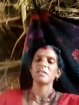 Snapshot of Cut_umang74 chatting on 06-13-26, 09:51 Cut umang74 online show from 06-13-26, 09:51