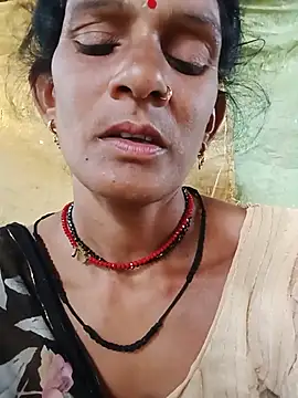 Snapshot of Cut_umang74 chatting on 07-14-26, 05:45 Cut umang74 online show from 07-14-26, 05:45
