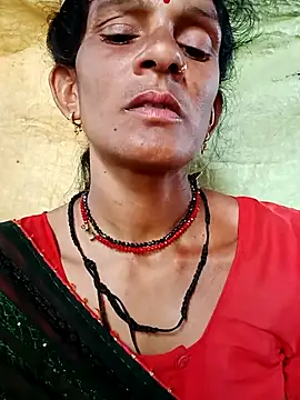Snapshot of Cut_umang74 chatting on 07-15-26, 05:36 Cut umang74 online show from 07-15-26, 05:36