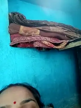 Snapshot of Cut_means47 chatting on 07-11-26, 04:35 Cut means47 online show from 07-11-26, 04:35
