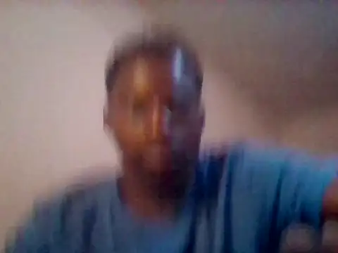 Snapshot of loonyMuse chatting on 07-13-26, 07:40 loonyMuse online show from 07-13-26, 07:40